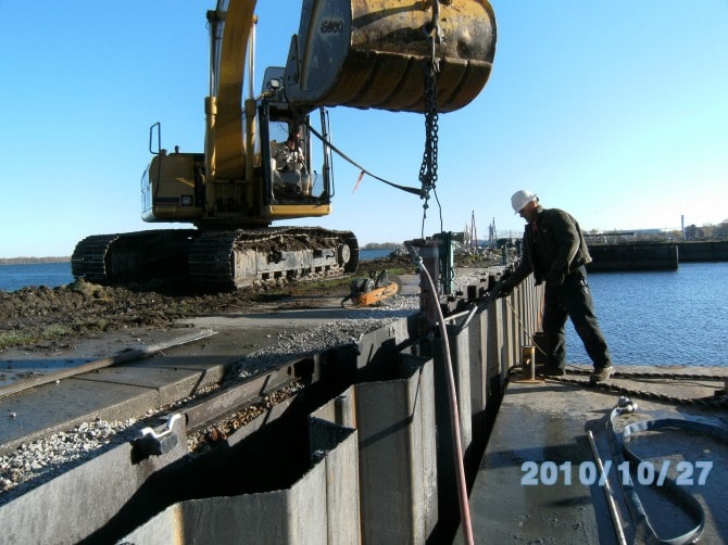 seawall construction erie pa